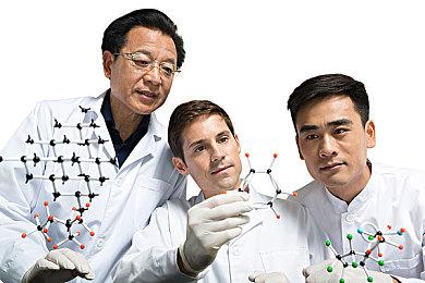 《蕾斯莱莉娅娜的炼金工房》早期概念图 大长腿吸睛